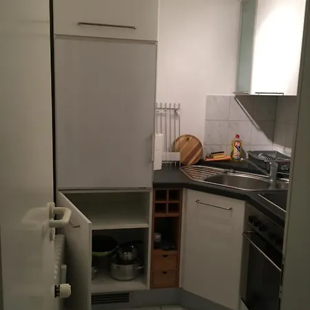 Luxurious 1 Bed Business Apt Near Daimler Apartmán *