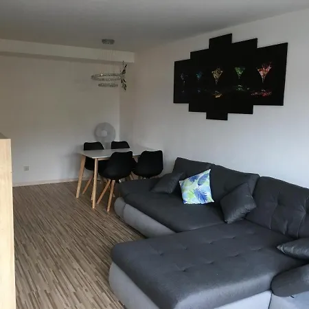 Luxurious 1 Bed Business Apt Near Daimler Apartmán Böblingen