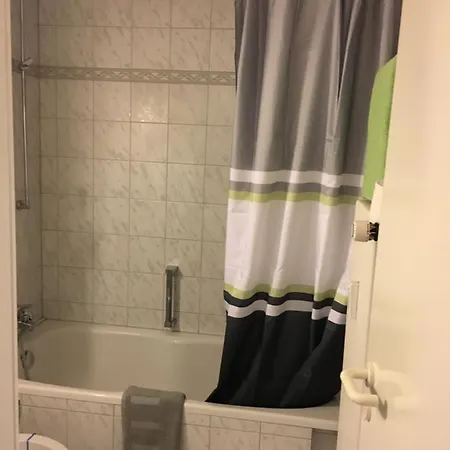 Luxurious 1 Bed Business Apt Near Daimler Apartmán Böblingen